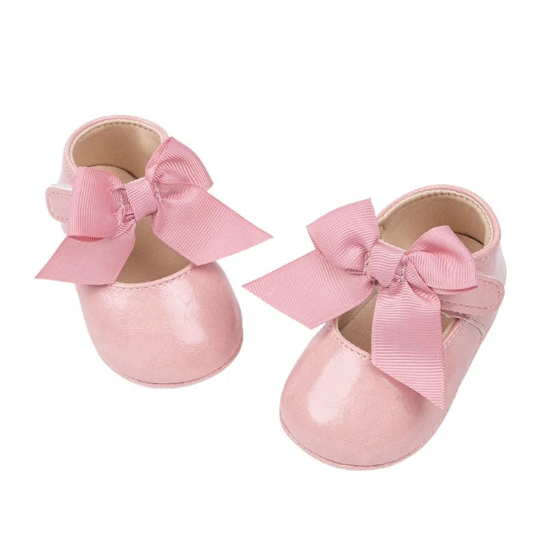 Cute Baby Girl Leather Shoes with 3D Bow Design Non-Slip Soft Sole for First Steps Princess Style Adorable Footwear
