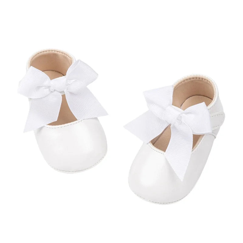 Cute Baby Girl Leather Shoes with 3D Bow Design Non-Slip Soft Sole for First Steps Princess Style Adorable Footwear