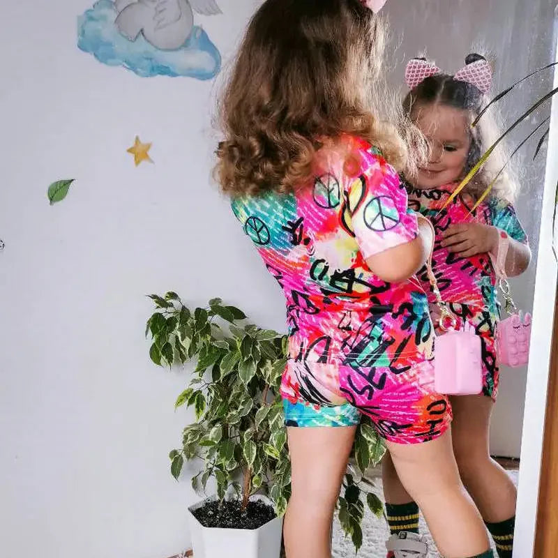 1-8Years Kids Casual Clothes Children's Girls 2pcs Outfits Baby Girl Summer Clothing Sets Short Sleeve Tops+Rainbow Color Shorts
